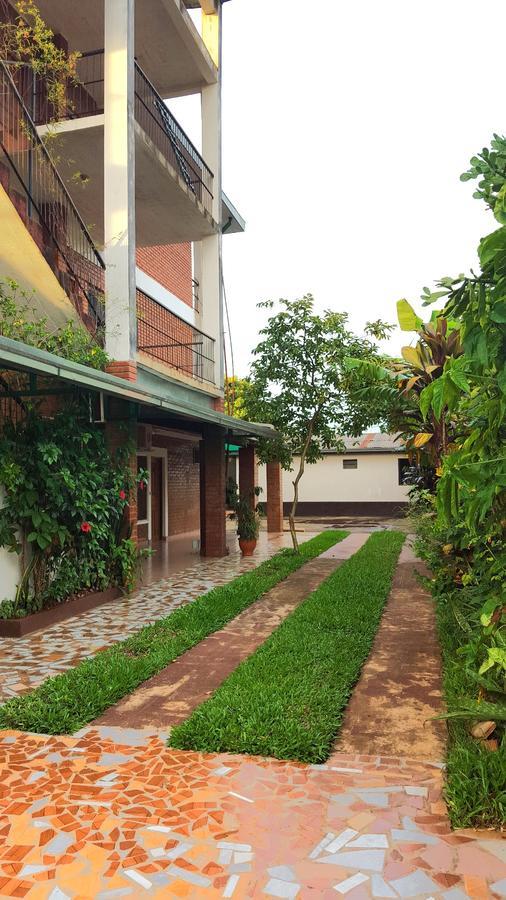 Apart Hotel Las Guayabas Puerto Iguazú Kültér fotó